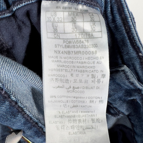 Guess Slim Tapered Skinny Retro Distressed Denim Womens Pants Size 30X32 - Picture 7 of 11